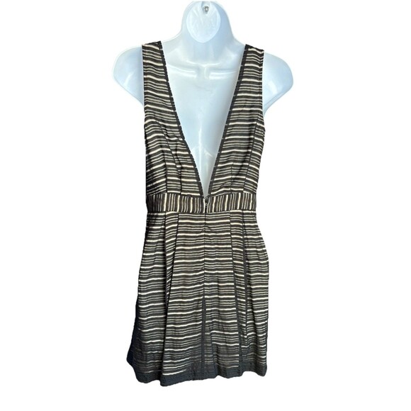 BCBG Black/Gold Striped V-Neck Fit & Flare Mini Dress Women’s Size 4 Cocktail - Picture 4 of 10